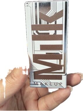 Milk Makeup Stick Bronzer in Brown Shade